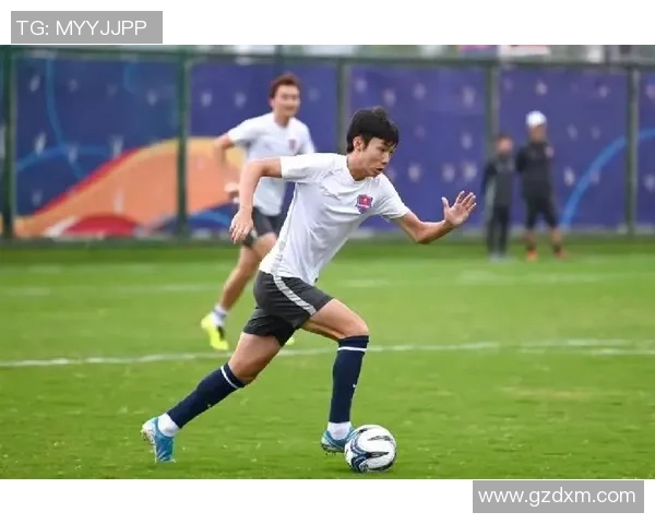 黄磊专访：回顾足球历程_1